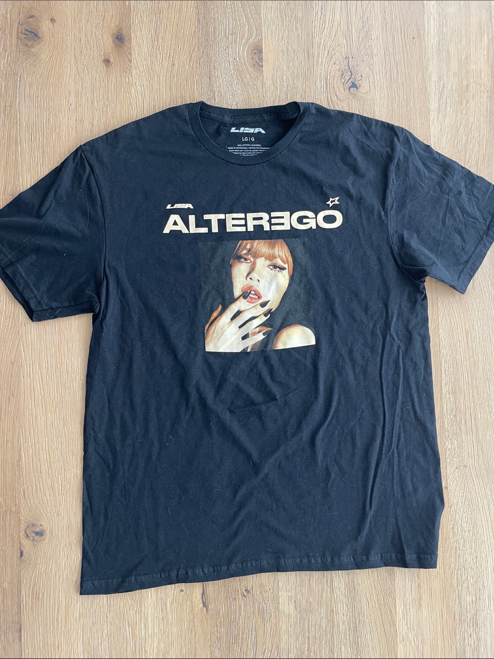Women’s Short Sleeve Graphic Tee - Black